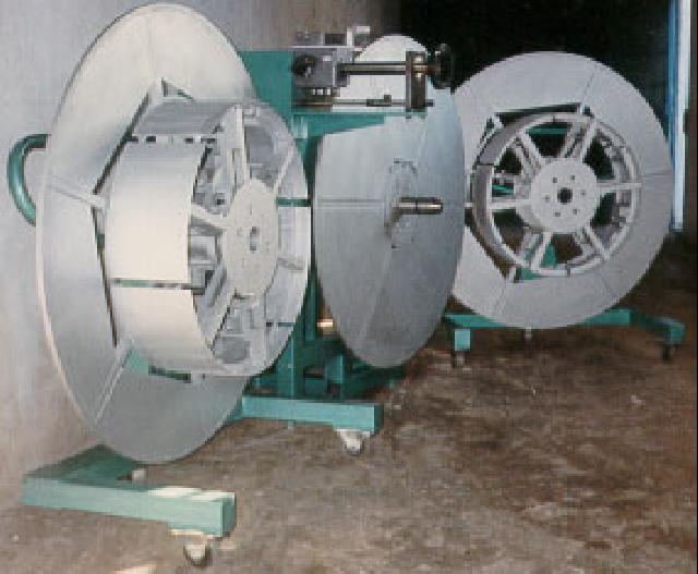 Enrolladoras Automáticas de Tubos Extruídos