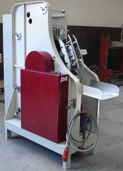 Máquina Plumadora